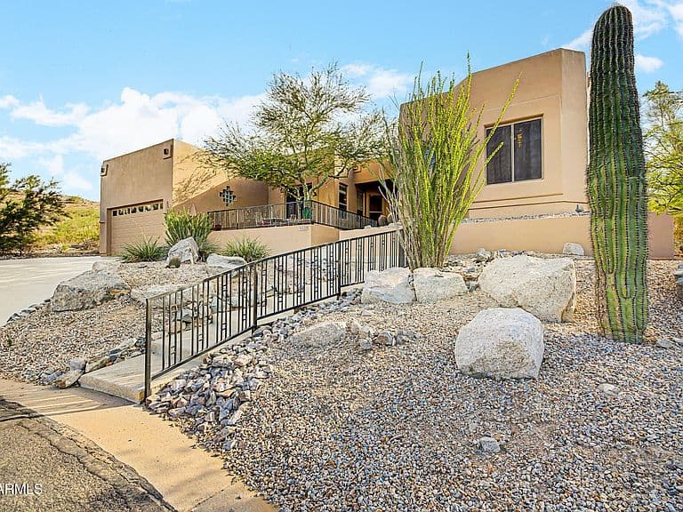 18315 W SANTA ALBERTA Lane photo 4