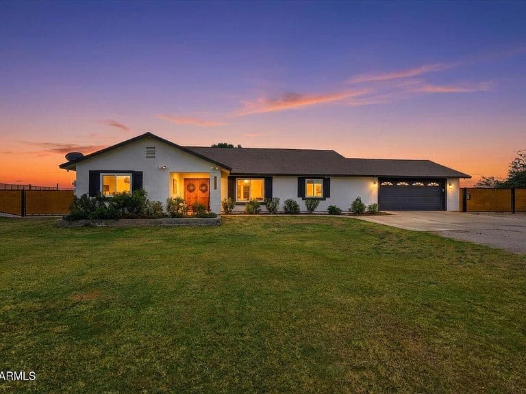 25437 W Pueblo Ave photo 1