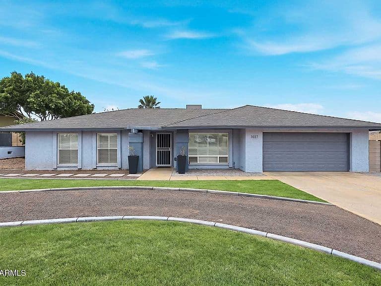 1037 E ACOMA Drive photo 1