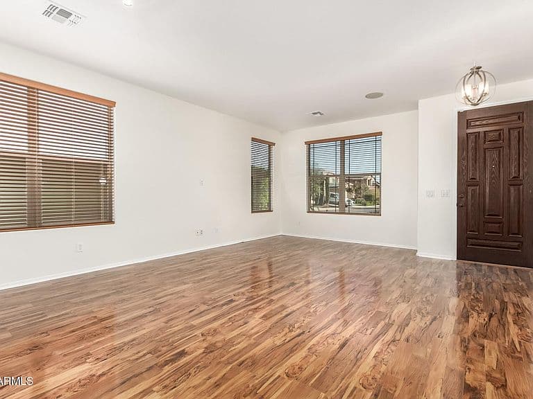 31032 N OBSIDIAN Drive photo 4