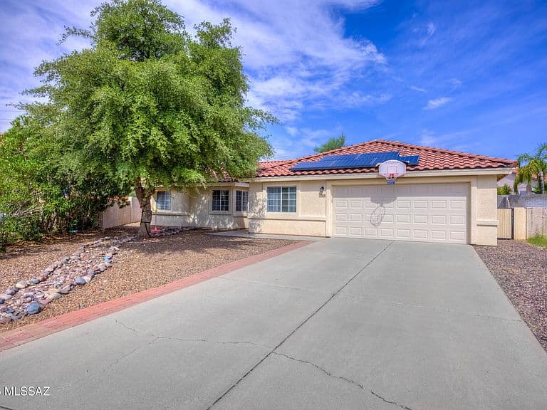 1380 W Crosswinds Pl photo 2