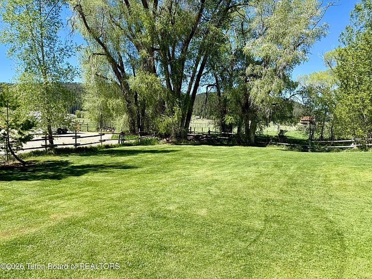 4534 Turnerville Rd photo 3