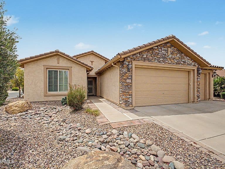 6709 W WILLOW Way photo 2