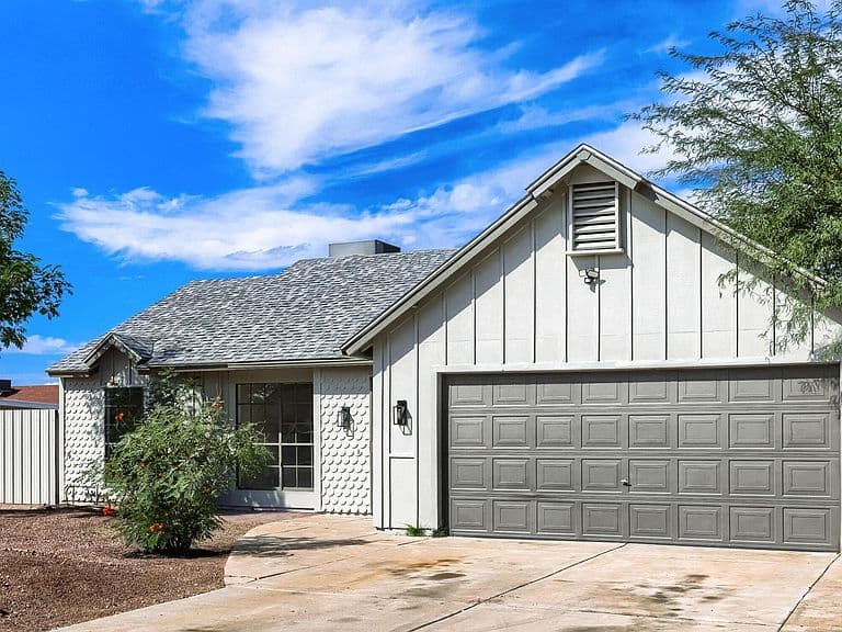 6910 W MOUNTAIN VIEW Road photo 3