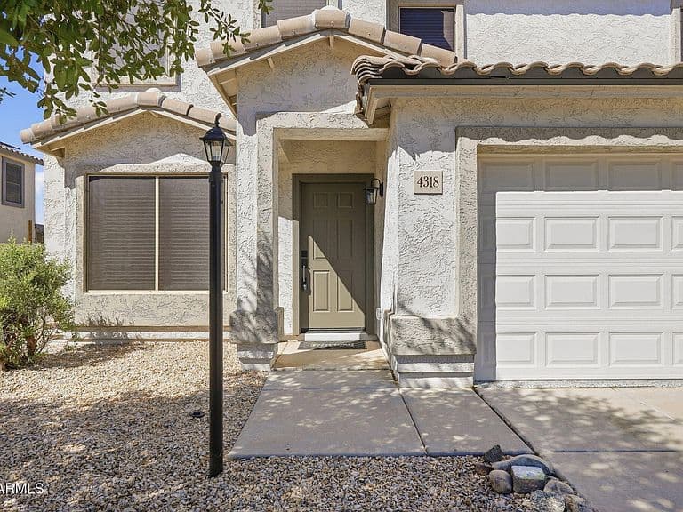 4318 E ROUSAY Drive photo 4
