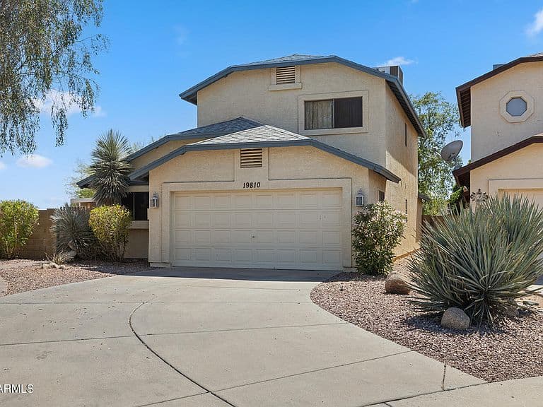 19810 N 46TH Avenue photo 5