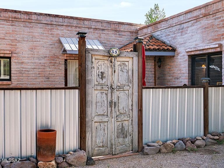 35 Tubac Rd photo 2