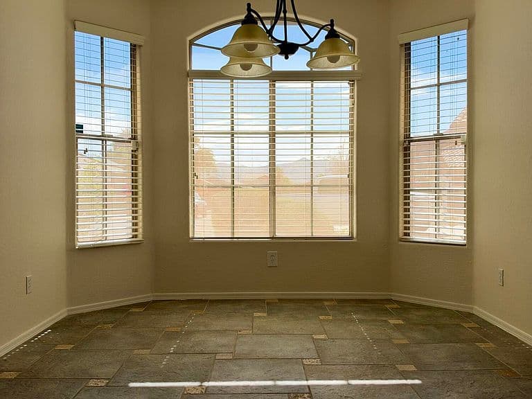 3232 W T RYAN Lane photo 5