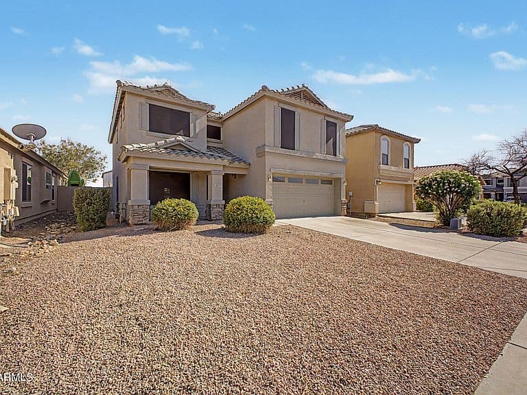 1337 W HEREFORD Drive photo 2