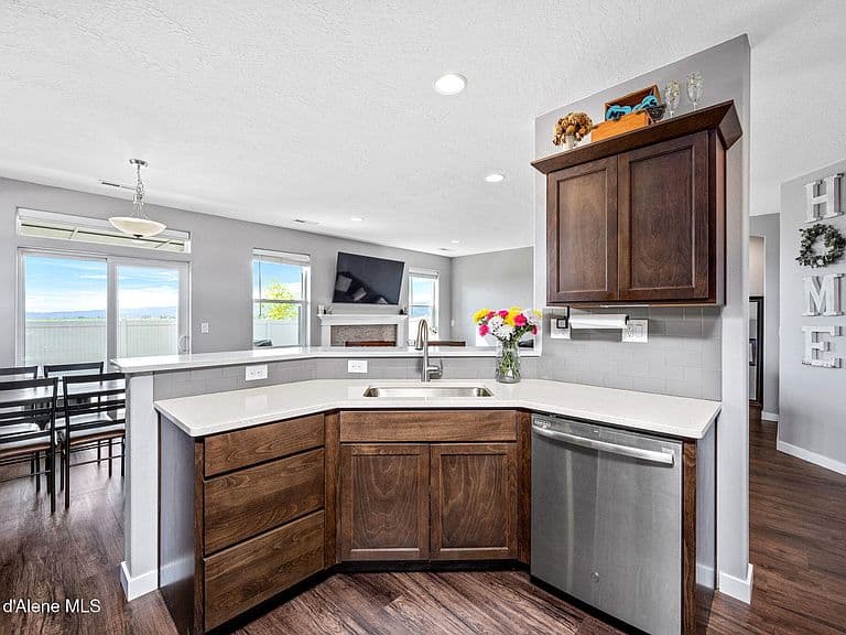 13311 N Loveland Way photo 4