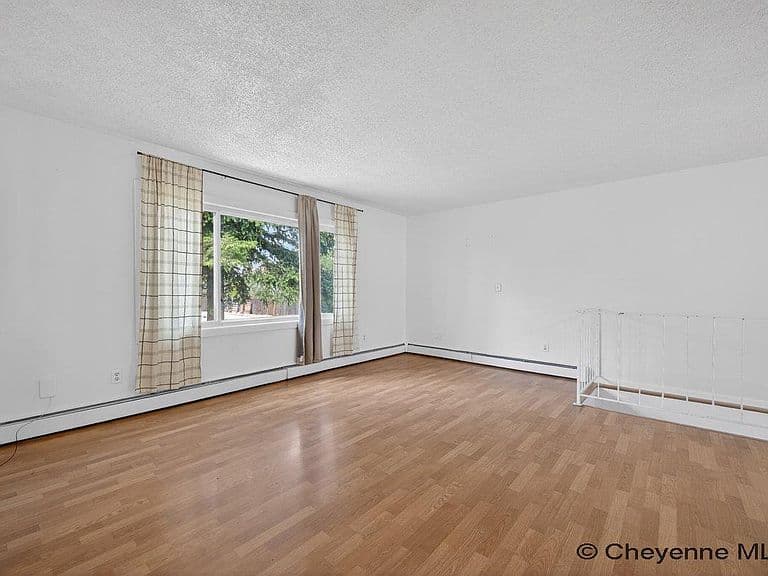4400 Everton Dr photo 3
