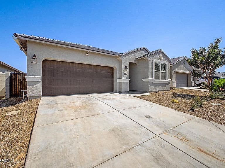 3328 W SEAVER Avenue photo 4