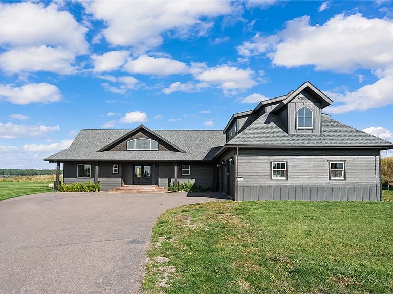 92 Great Bear Ln photo 3