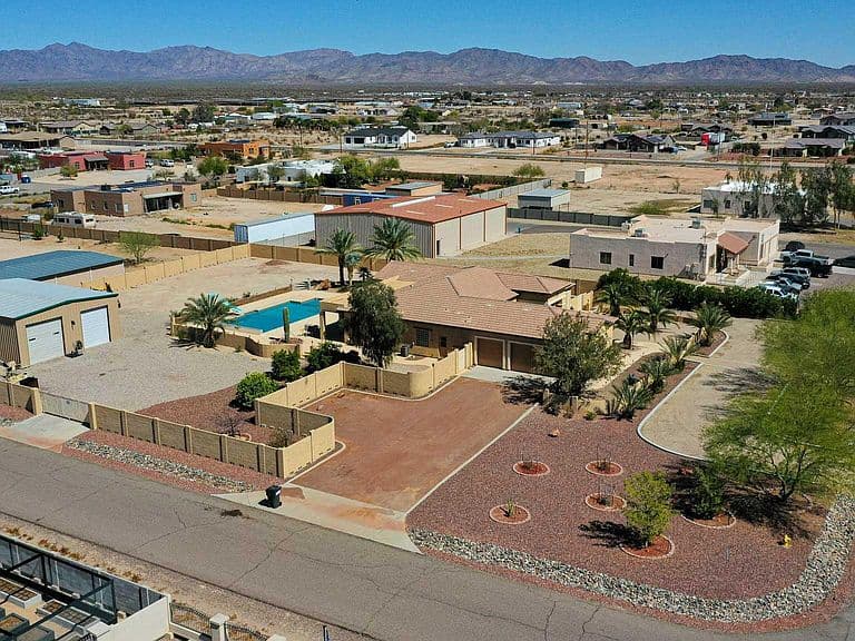 29952 W TAYLOR Street photo 3