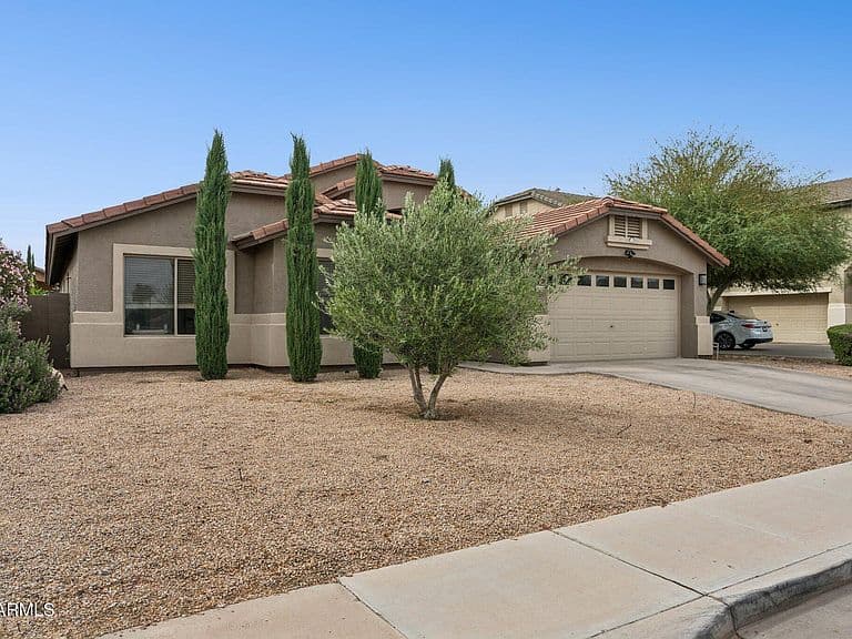 43520 W SUNLAND Drive photo 4