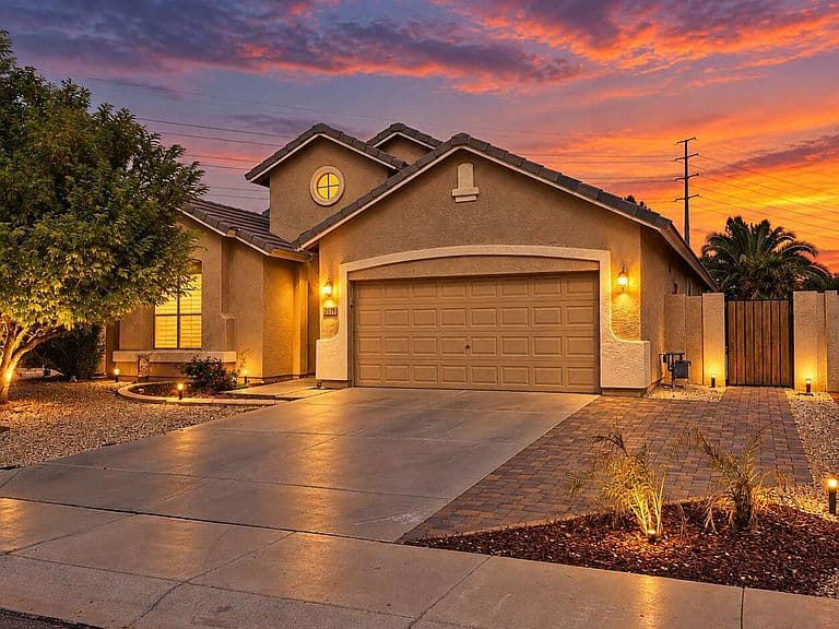 2579 S PONDEROSA Drive photo 1