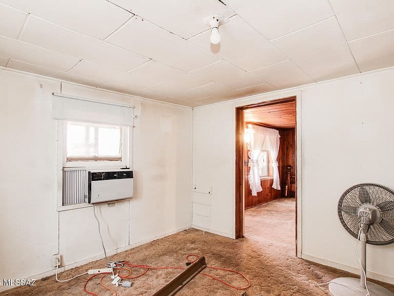 1749 W Higgins Ln photo 5