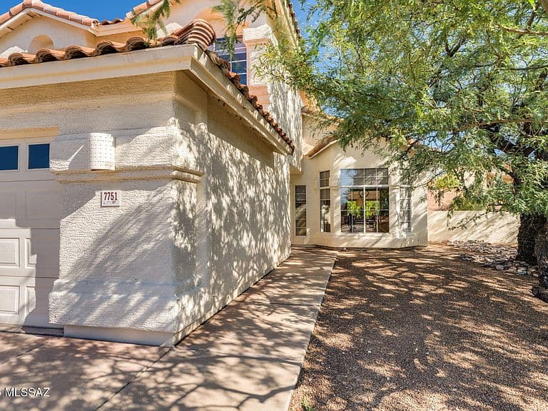 7751 E Calle Bien Nacida photo 3