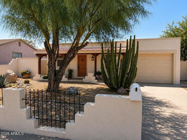 7105 E ASPEN Avenue photo 3