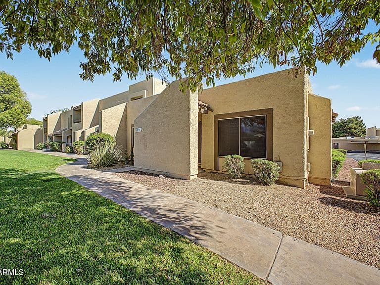 5821 W ACOMA Drive photo 2