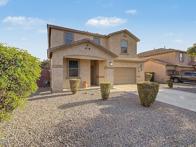 10903 E QUADE Avenue photo 2
