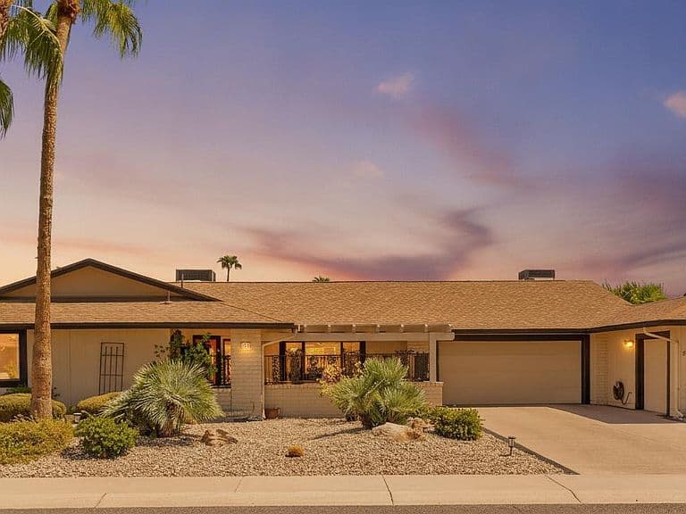 21419 N PALM DESERT Drive photo 4