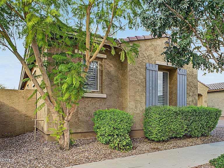 10220 E THATCHER Avenue photo 4
