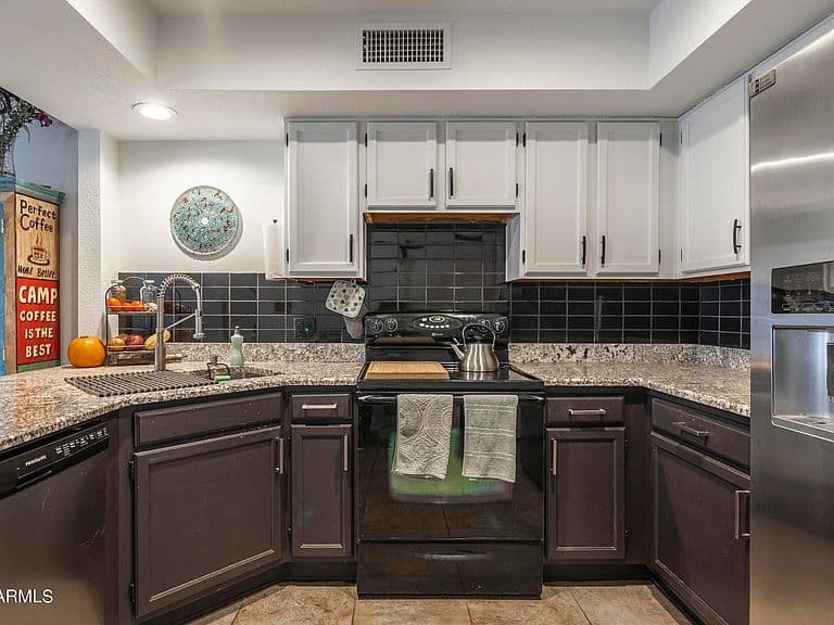 496 S SEAWYNDS Boulevard photo 4