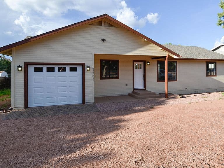 2704 W Palmer Dr photo 3