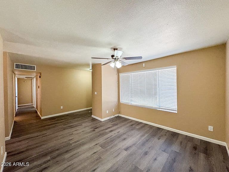 145 E CELAYA Street photo 4