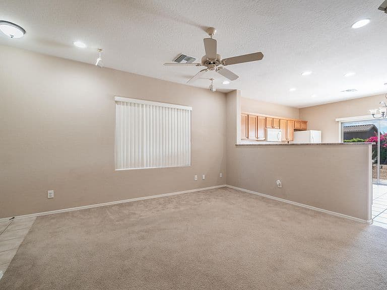2523 W Memorial Drive photo 5
