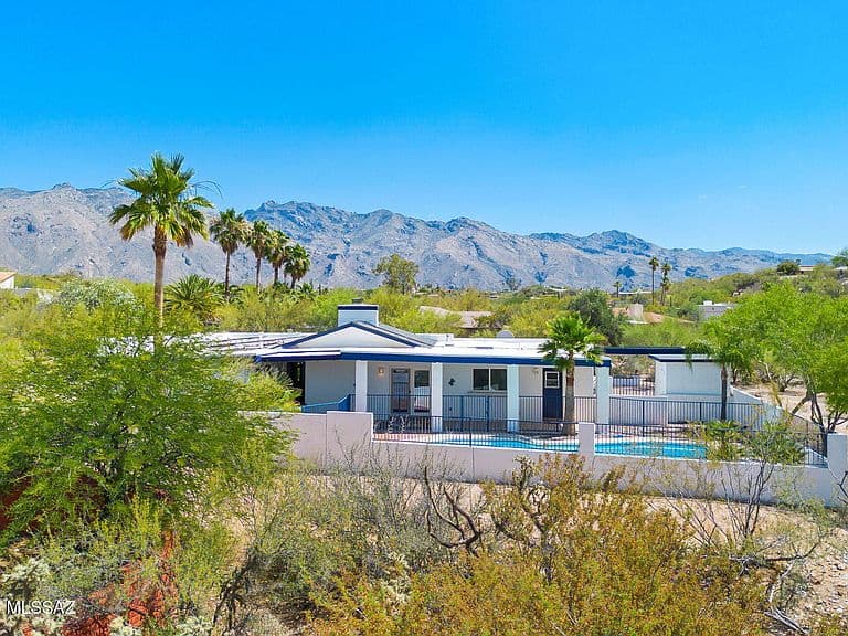 4581 N Avenida Del Cazador photo 1
