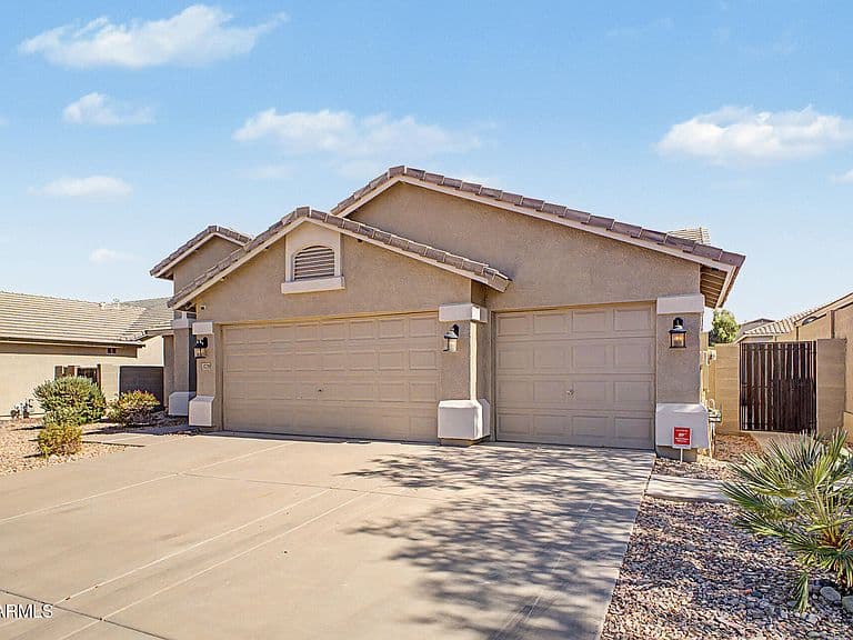 13729 W LUKE Avenue photo 3
