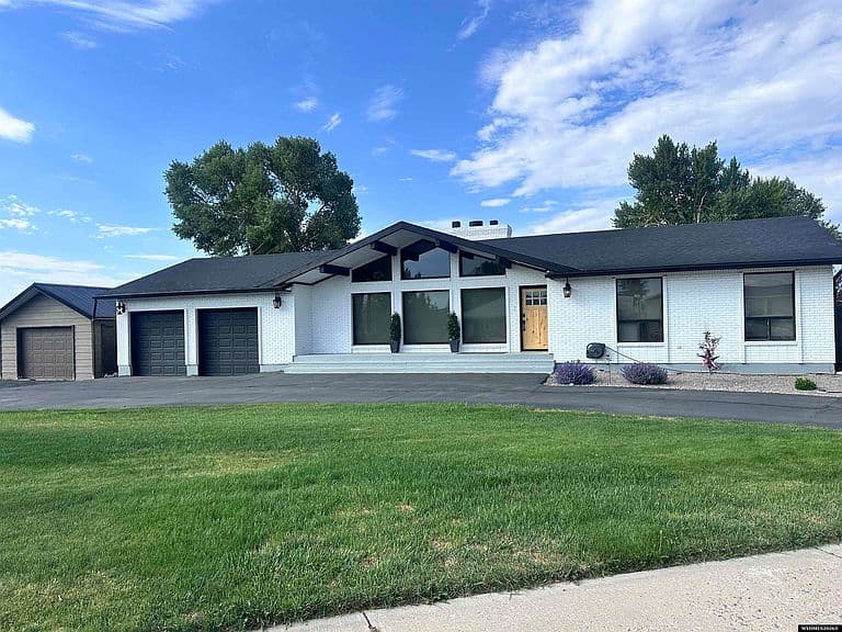 1337 Uinta Dr photo 2