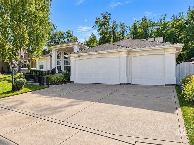 11551 W Puritan Dr photo 2