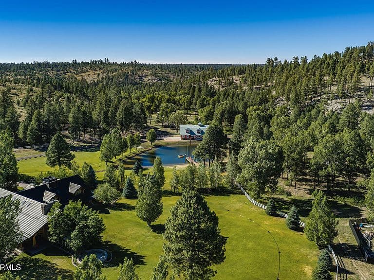 1613 BLACK CANYON Road photo 4