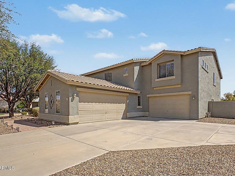 4091 E RAVENSWOOD Drive photo 2