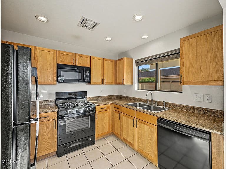 2983 W Country Ranch Dr photo 2