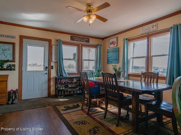 4741 Highway 22 photo 3