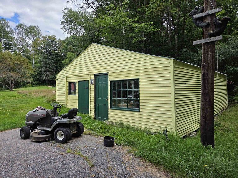 765 Lancaster Road photo 4