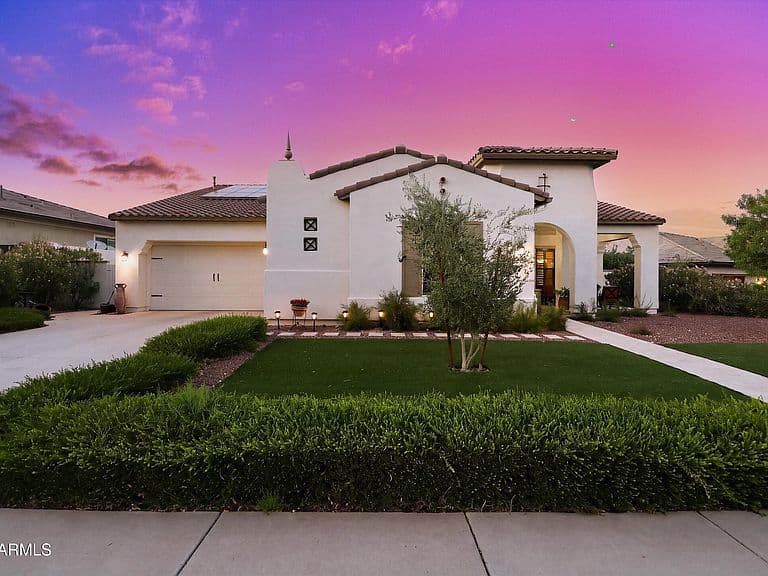 20340 W CRESCENT Drive photo 3