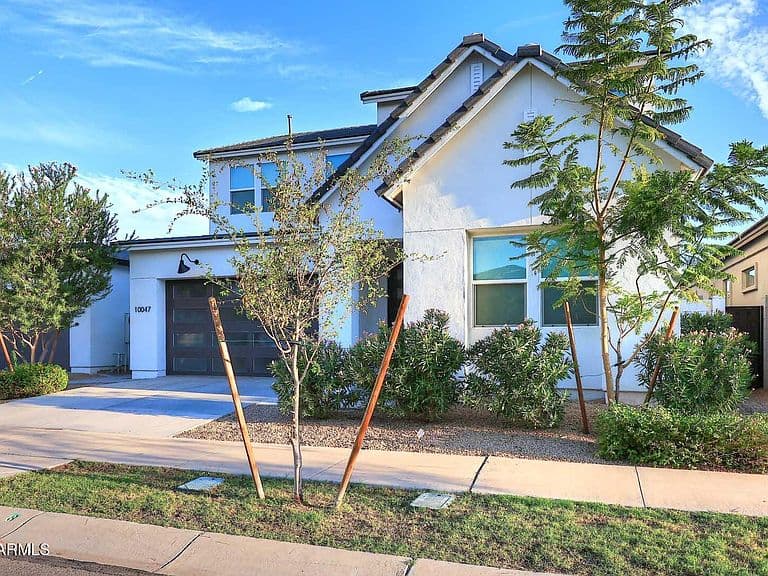 10047 E TOLEDO Avenue photo 2