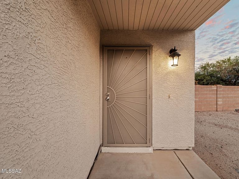2966 W Country Meadow Dr photo 5