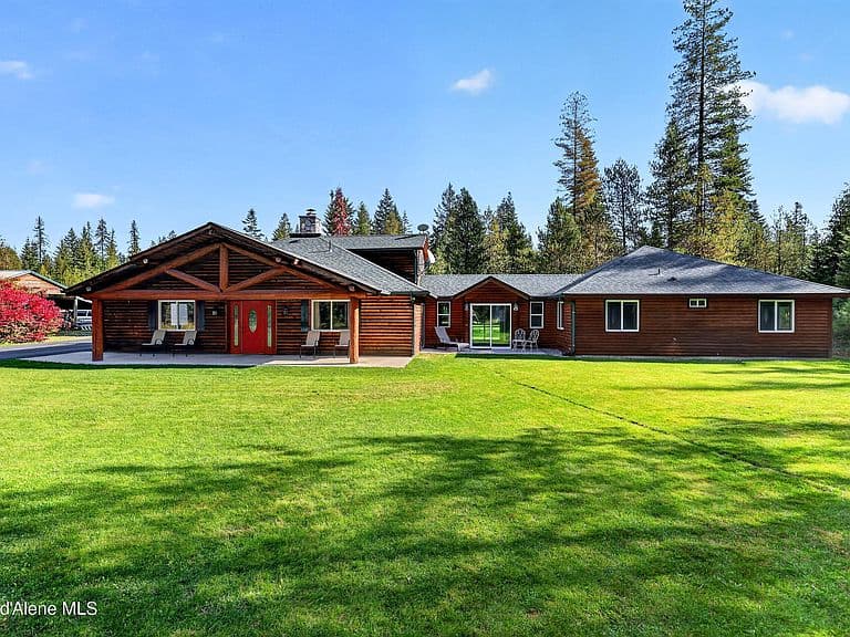 18209 N Cedar Grove Ln photo 3