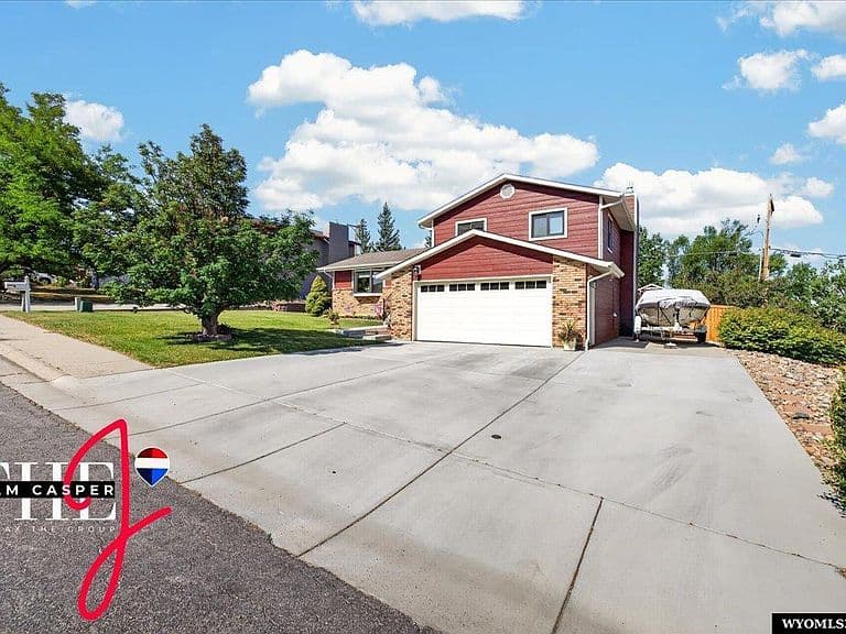 2102 Shumway Ave photo 2