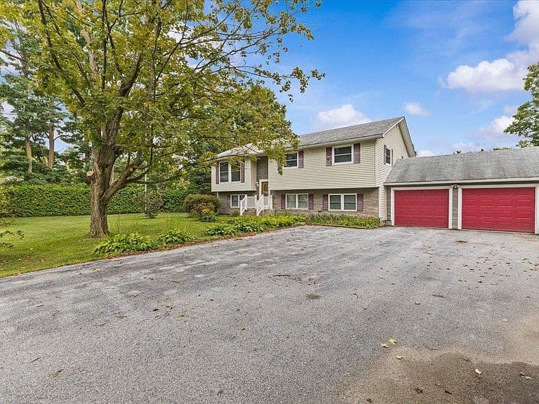 1085 Lamkin Street photo 1