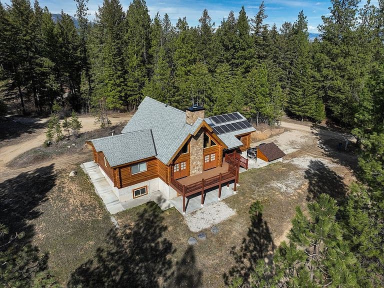 1009 Bourne Loop photo 4