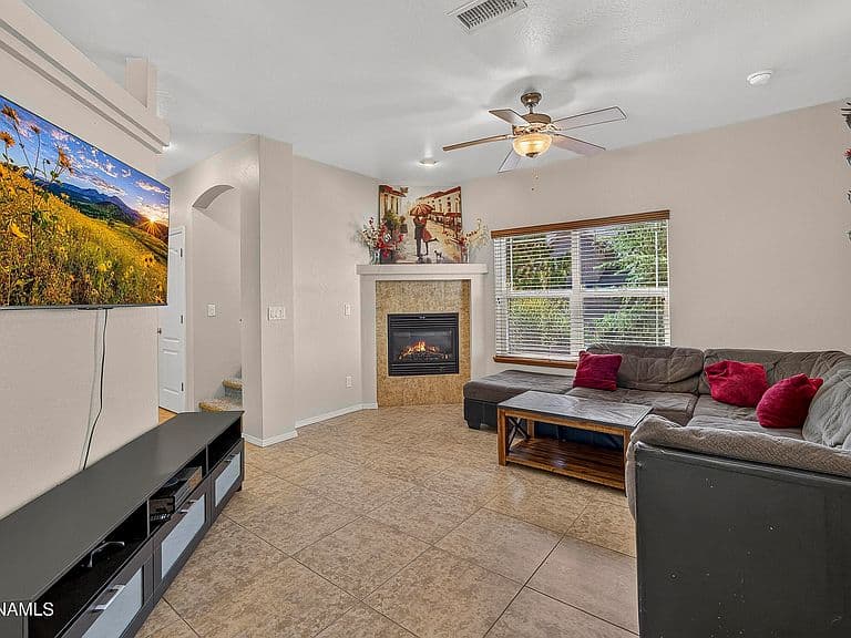 3796 E Jacamar Dr photo 3