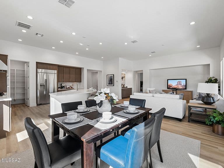 66101 E Cactus Ln photo 5