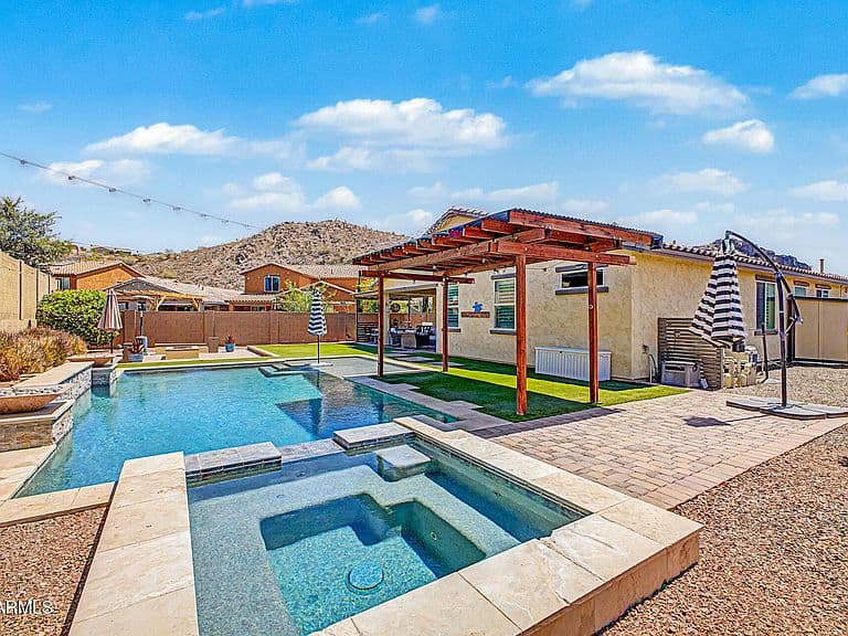 10328 W ALYSSA Lane photo 1